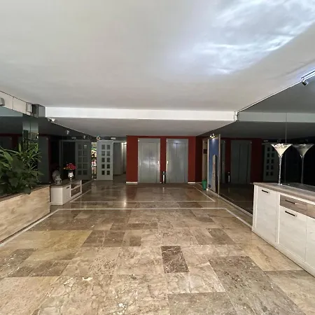 Apartamento-duplex De Lujo En Marbella, Dunas De Artola Appartement *